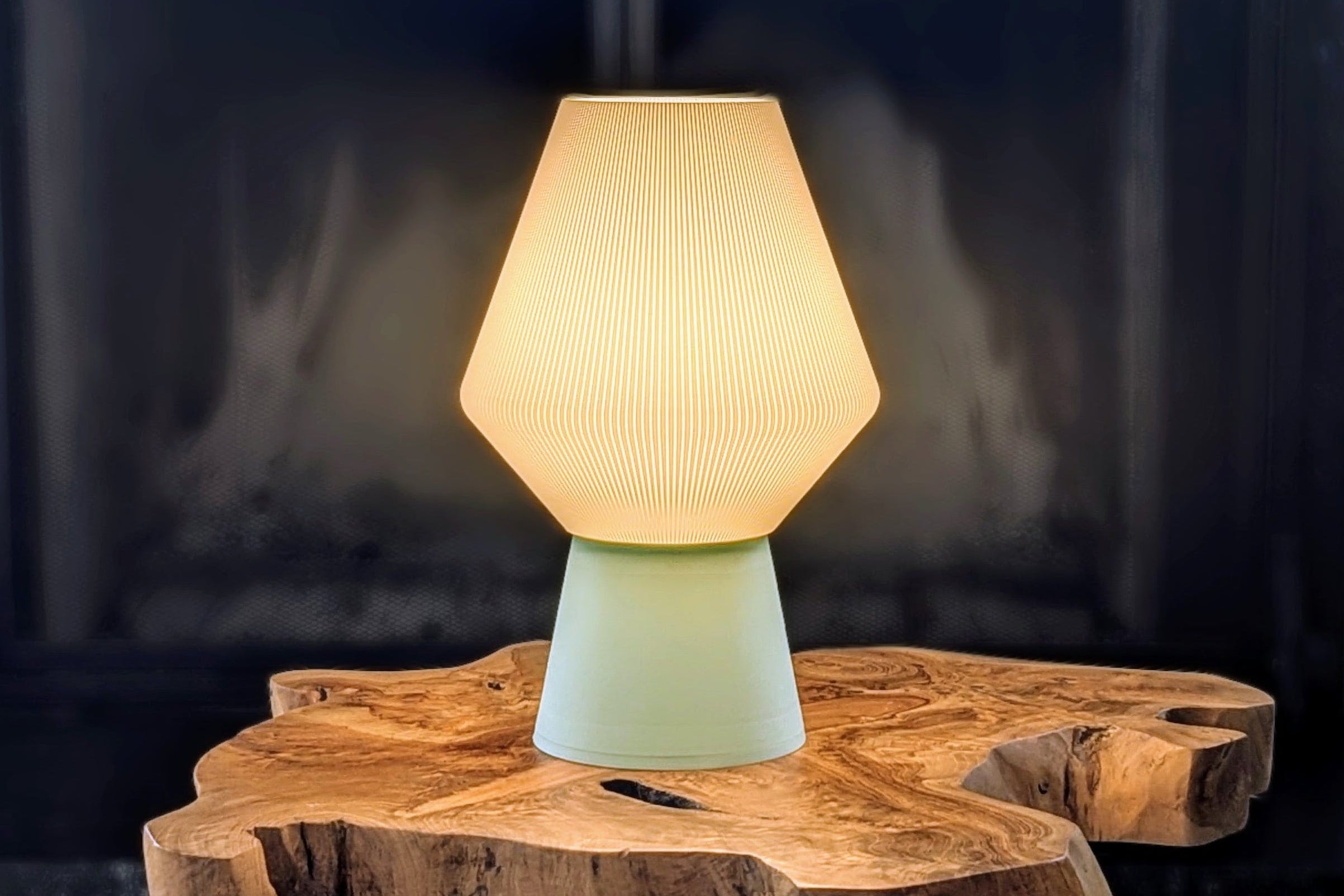Inversis Table Lamp