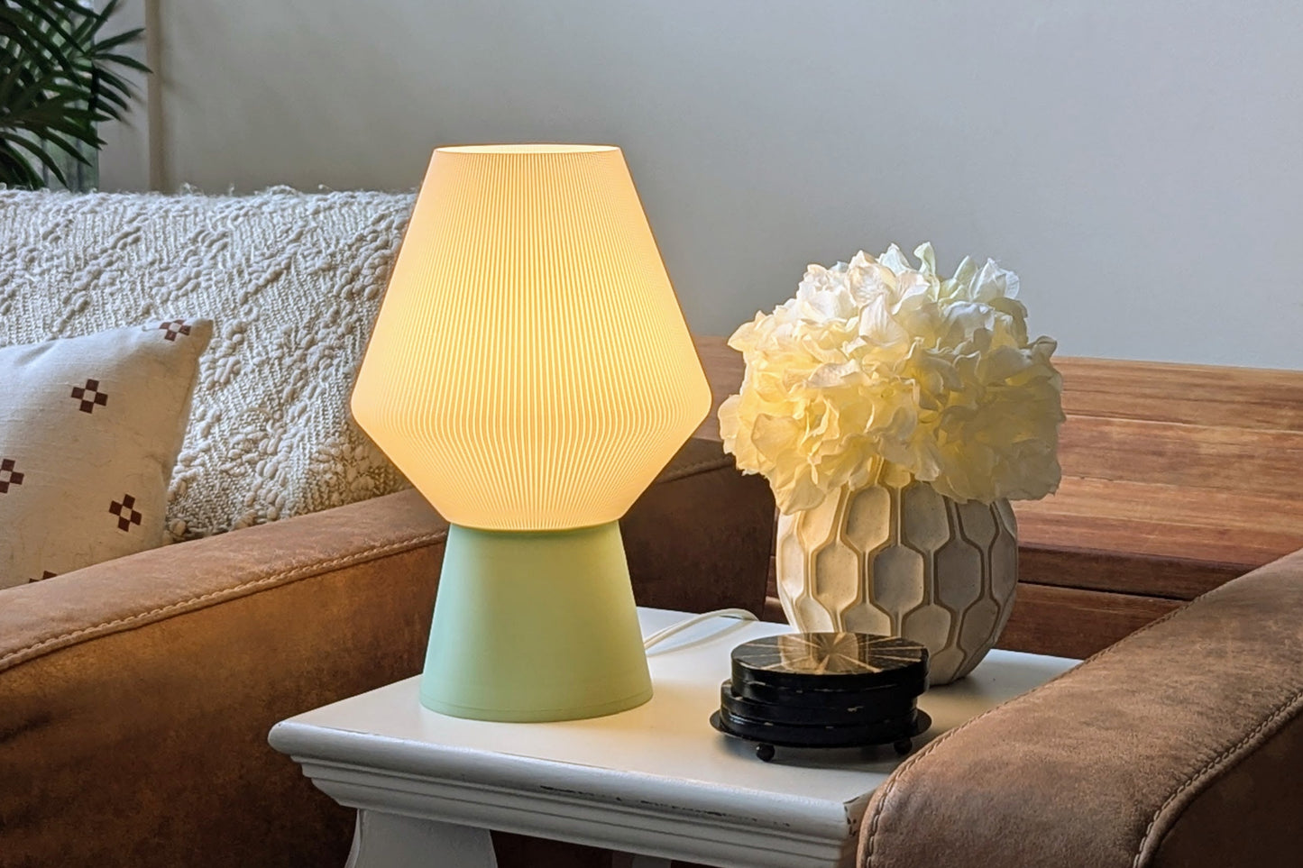 Inversis Table Lamp