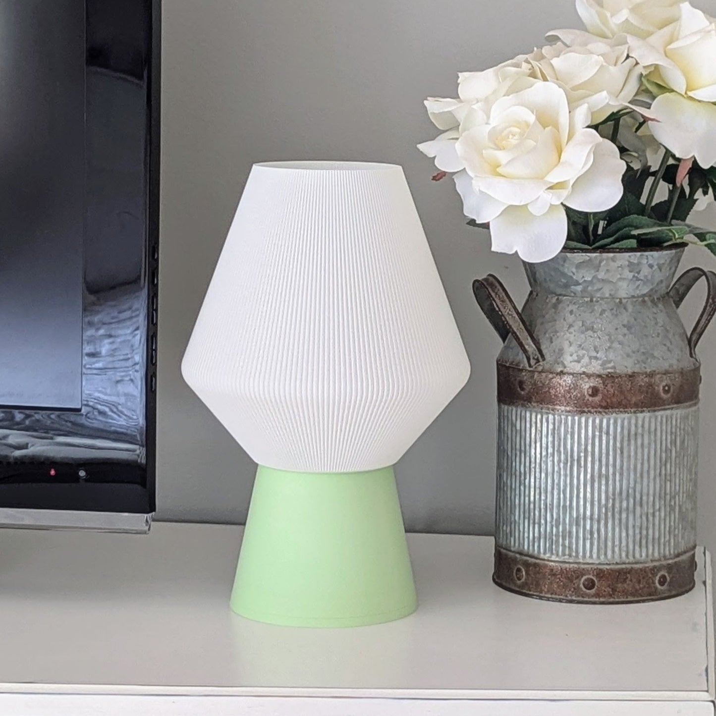 Inversis Table Lamp
